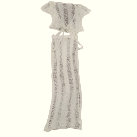 Love Sense Cream Crochet Cover Up Two Piece Skirt Set Size Medium - Picture 2 of 6